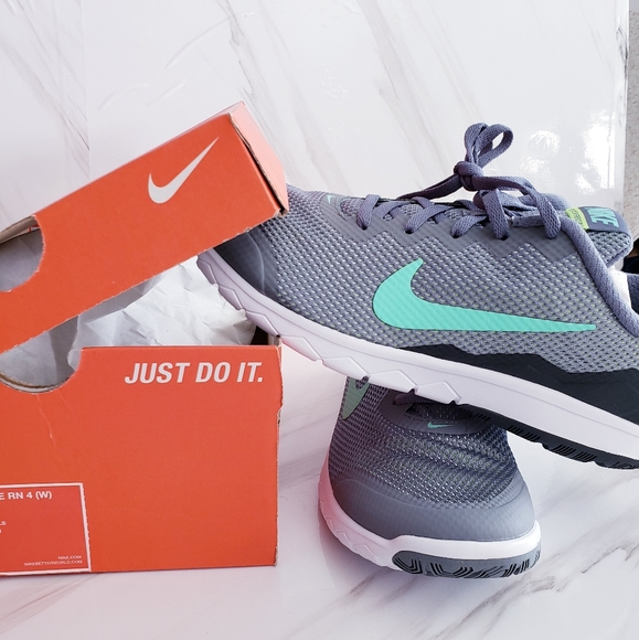 Nike Flex Experience RN 4 Wide Running Gray Shoes - Picture 11 of 14